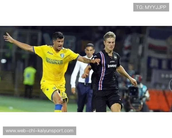 前热刺球员阿尔德韦雷尔德：文体两开花，多面人生精彩绽放，阿黛尔热刺球迷